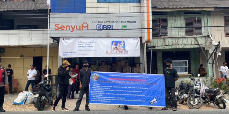 Aksi Desak BRI Unit Tiga Balata Kembalikan Agunan KUR di Bawah Rp100 Juta, Aktivis Soroti Dugaan Maladministrasi