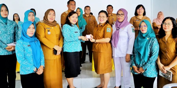 TP PKK Simalungun Perkuat Pembinaan Desa Percontohan PAAREDI di Nagori Dolok Maraja