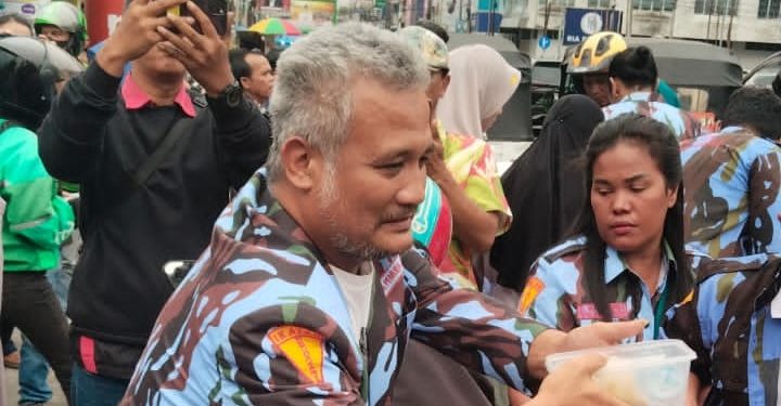 Jelang Lebaran, IPK Siantar Turun ke Jalan Bagikan 1.000 Takjil untuk Warga