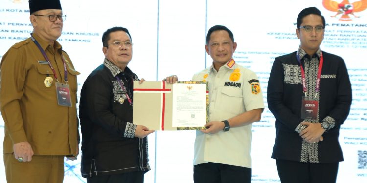 Pemko Pematangsiantar Sepakati Hibah Rp25 Miliar untuk Bencana Aceh