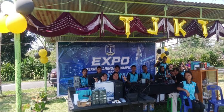 Expo SMK Negeri 1 Raya Meriahkan Pelepasan Siswa Kelas XII TP 2025–2026