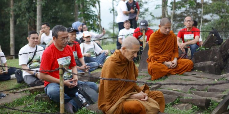 Doa Lintas Spiritualitas di Gunung Padang, Seruan Tobat Ekologis di Hari Bumi