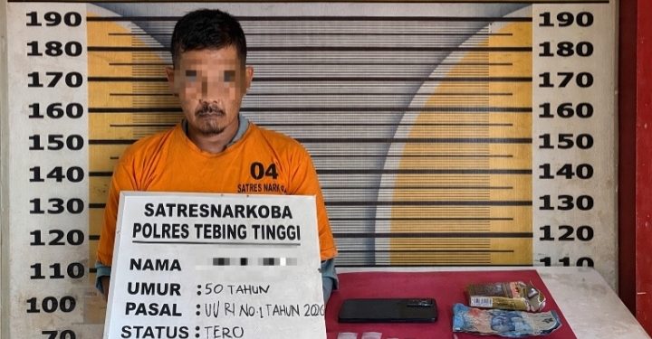 Digerebek di Warung Pinggir Jalan, Pria 50 Tahun di Tebing Tinggi Kedapatan Simpan Sabu