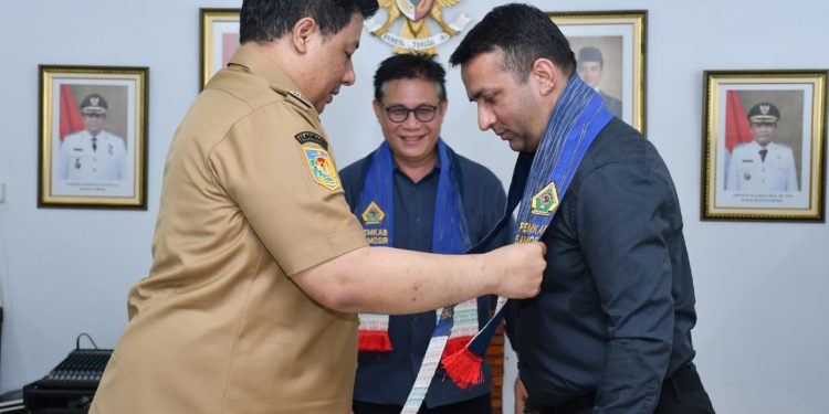 Bupati Samosir Gandeng Oxford Policy Management Inggris, Perkuat Pertanian Ramah Lingkungan