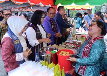 TP PKK Sumut Nilai Desa Hariara Pohan, Produk Bandrek dan Keripik Jadi Andalan