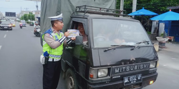 Keselamatan di Jalan Jadi Prioritas, Satlantas Pematangsiantar Gelar Penyuluhan Langsung ke Masyarakat