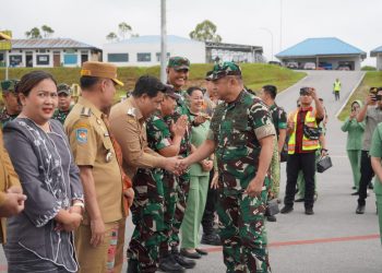 Kunker ke Bona Pasogit, Bupati Vandiko Apresiasi Kepedulian KASAD Maruli Simanjuntak untuk Masyarakat Danau Toba