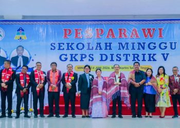 Wali Kota Tebing Tinggi Tekankan Nilai Persaudaraan dan Iman Saat Buka Pesparawi Sekolah Minggu GKPS Distrik V