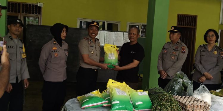 Sambut HUT Bhayangkara ke-80, Polsek Siantar Barat Salurkan Bansos ke Panti Asuhan Taruna Melati Muhammadiyah/Aisyiyah