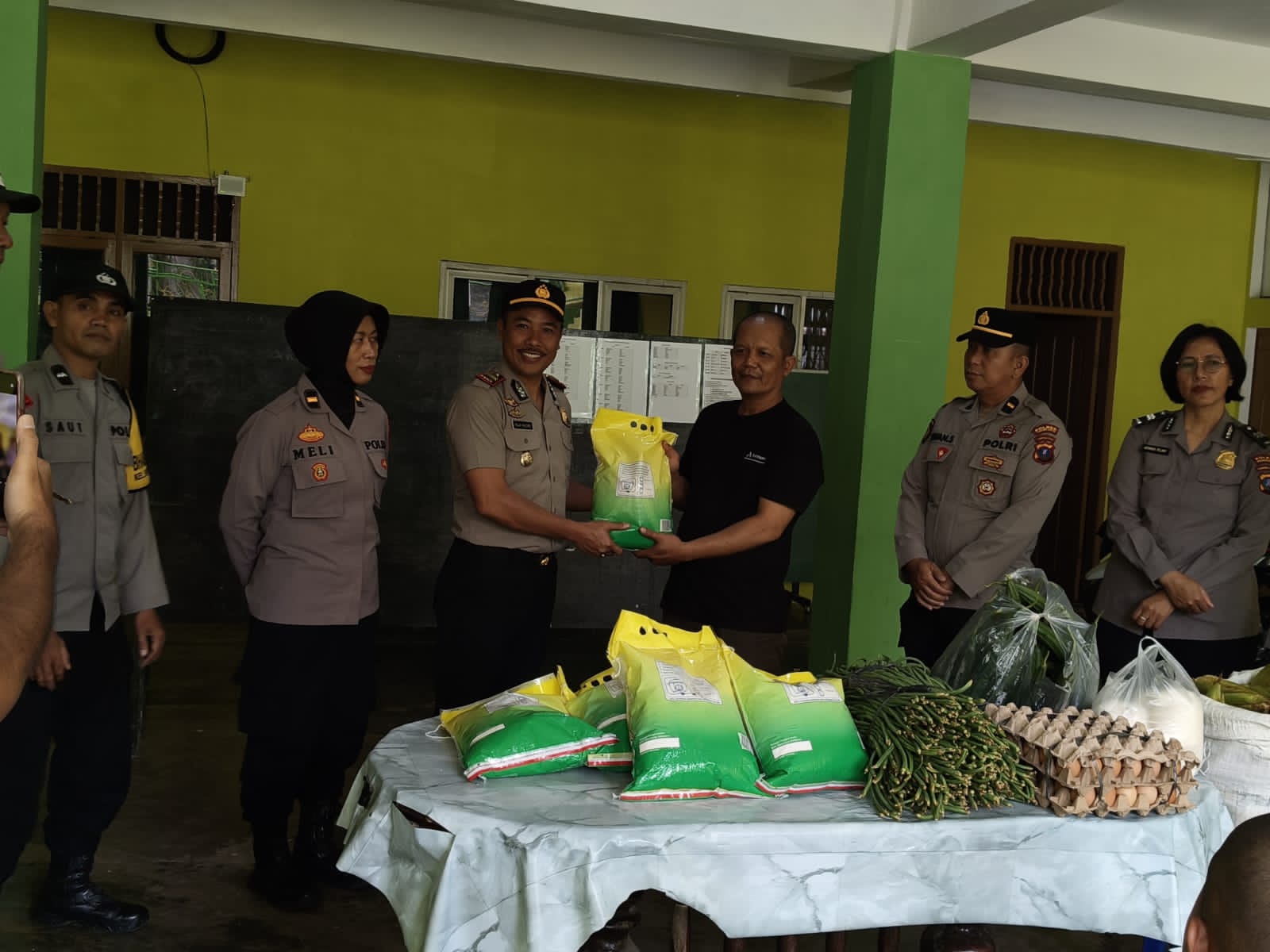 Sambut HUT Bhayangkara ke-80, Polsek Siantar Barat Salurkan Bansos ke Panti Asuhan Taruna Melati Muhammadiyah/Aisyiyah
