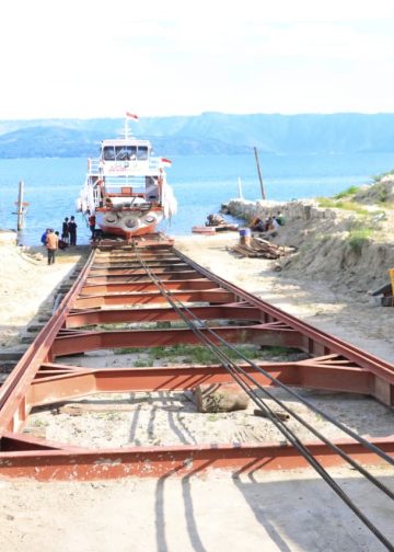 Vandiko Gultom Resmikan Bengkel Kapal Permanen Pertama di Danau Toba, Keselamatan Pelayaran Makin Terjamin