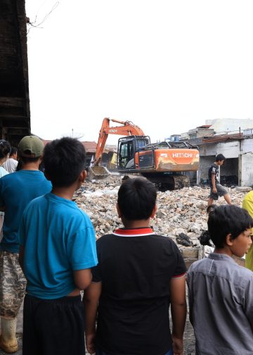 Pemko Pematangsiantar Mulai Robohkan Bangunan Pasar Dwikora Pascakebakaran, Persiapan Pembangunan Kembali Dimulai