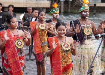 Ribuan Penonton Terpukau! Seniman Papua Selatan Meriahkan GeoFest Samosir, Kolaborasi Budaya Timur-Barat Indonesia Memukau Dunia