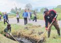 Drainase Tersumbat, Pemkab Toba Bergerak Cepat Bersihkan Saluran di Jalan Liberty Manik Balige