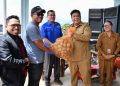Petani Samosir Terima Bantuan 5 Ton Bibit Kentang