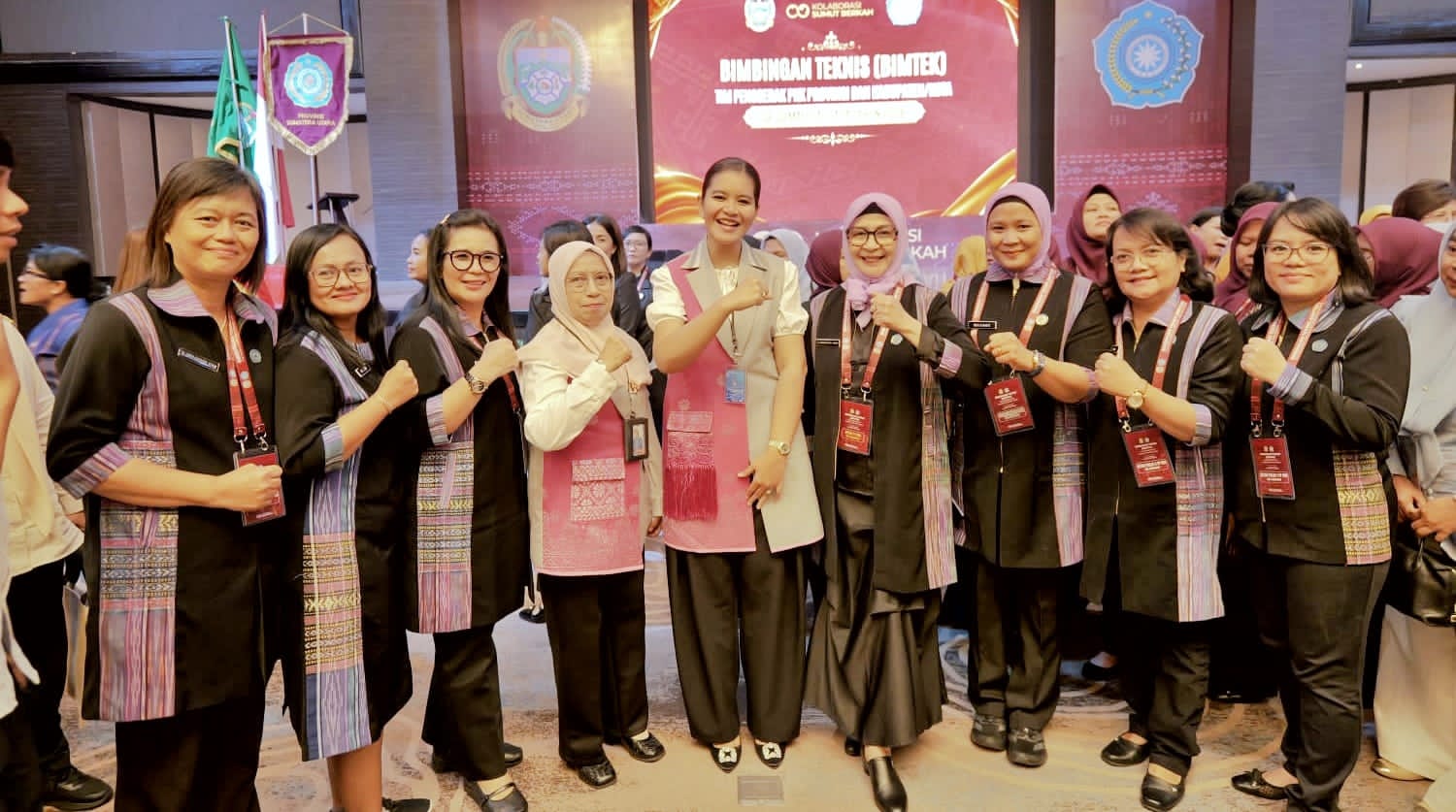 Pengurus TP-PKK Simalungun Ikuti Bimtek PKK Provinsi Sumut