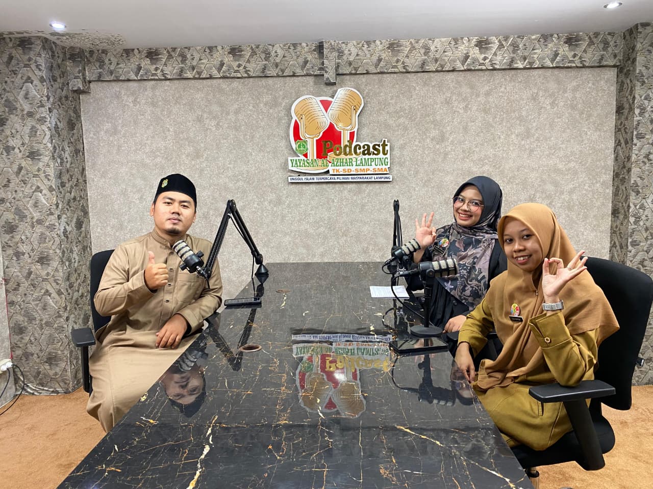 Gambar KEGIATAN PODCAST YAYASAN AL AZHAR LAMPUNG