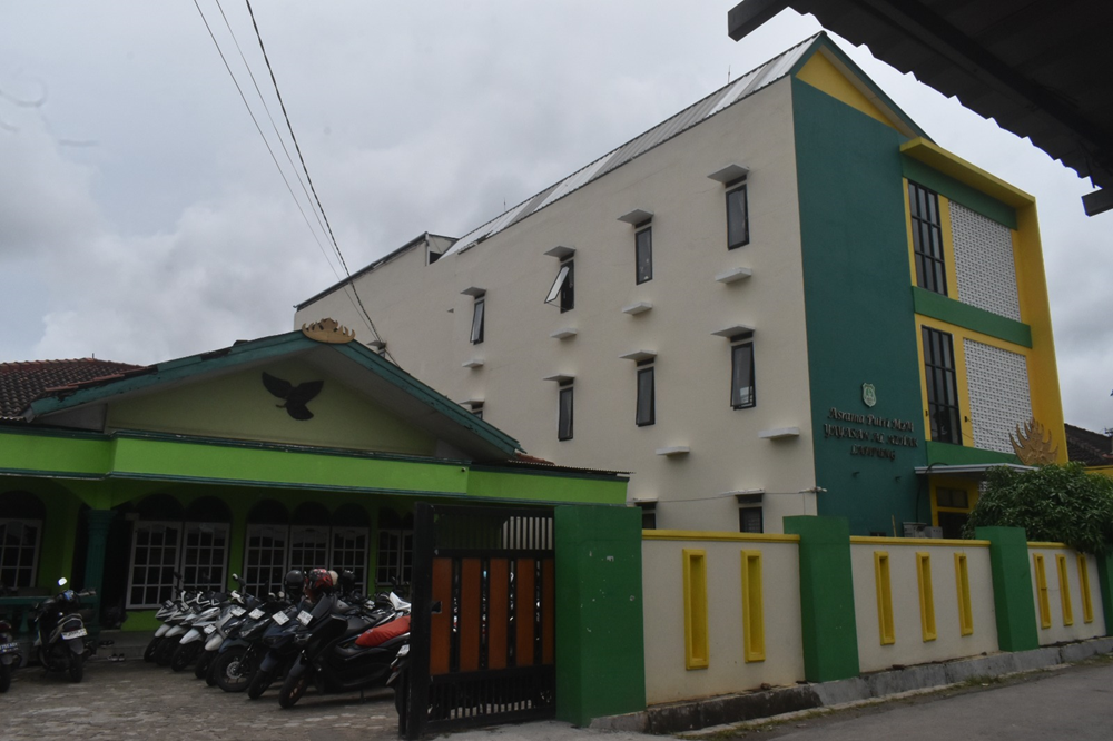 Gambar ASRAMA TAMPAK DEPAN