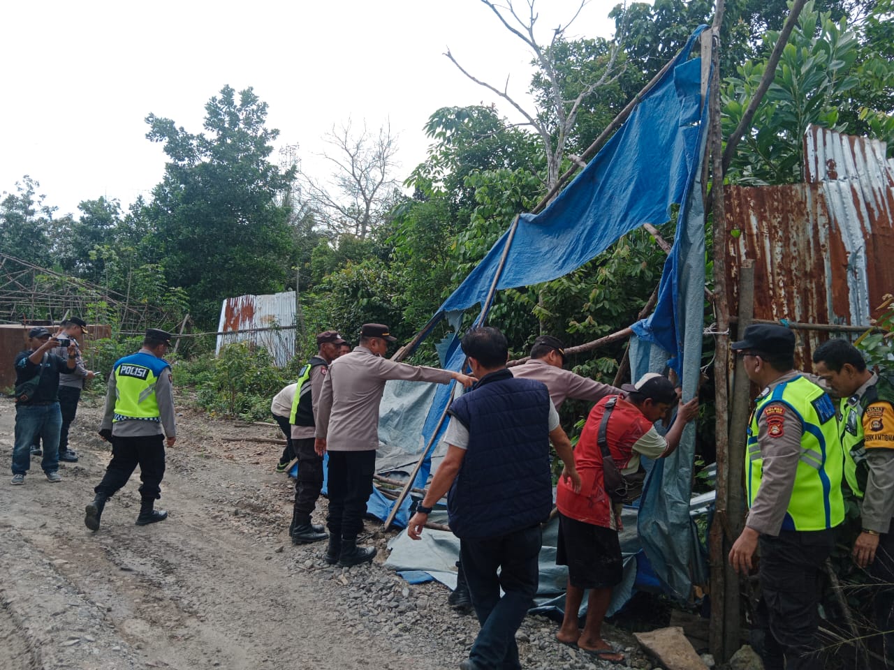 Lima Gudang BBM Illegal di Gelumbang dan Lembak Dibongkar Polres Muara Enim