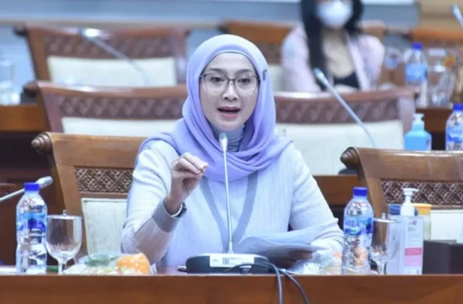 Desy Ratnasari