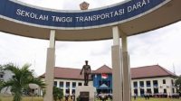Sekolah Kedinasa