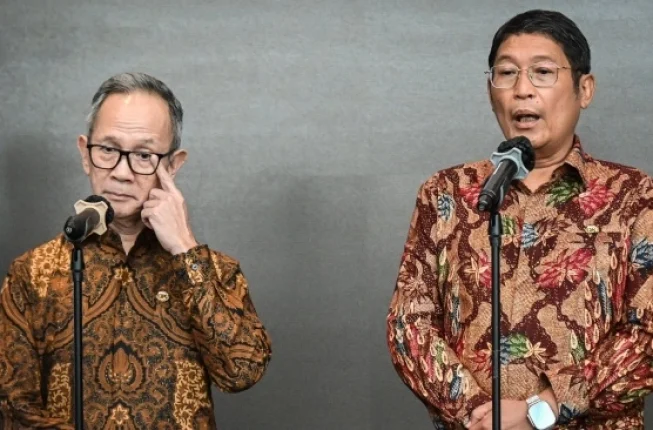 Ketua-dewan-komisioner-ojk-mahendra-siregar
