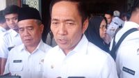 1001230886