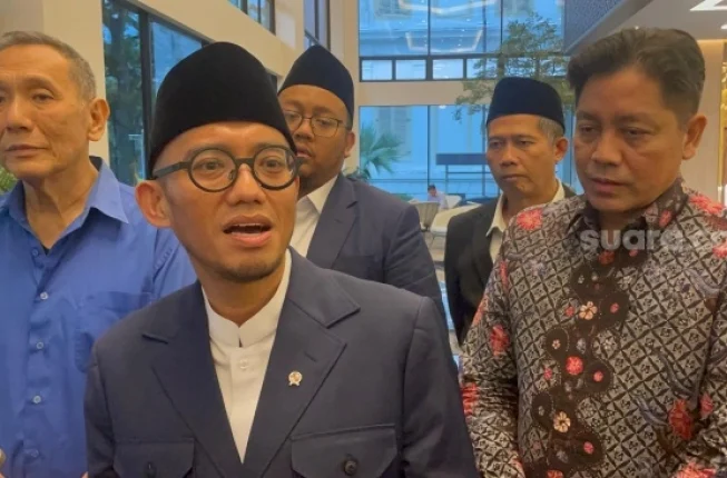 Wakil-menteri-haji-dan-umrah-dahnil-anzar-simanjuntak