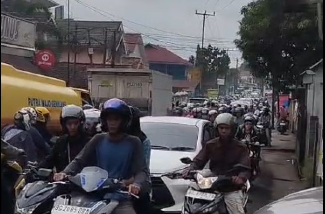 macet 1.jpg