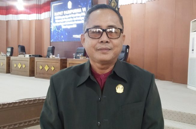 002 - Ketua Komisi II DPRD Ogan Ilir, Amir Hamzah