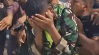 TNI dikeroyok-orang-aceh