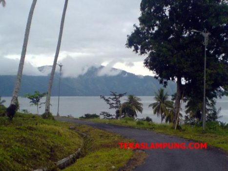 Kabupaten Lampung Barat: Beri Kemudahan Investor Kembangkan Sektor Wisata