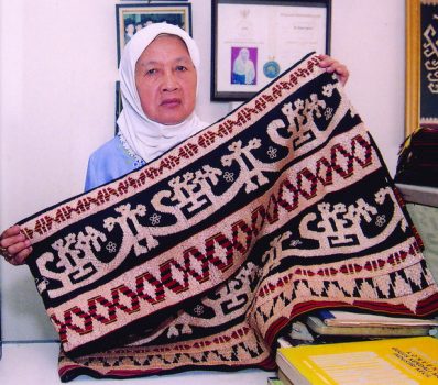 Aisyah Yaqub, Sang Penyelamat Tapis Lampung