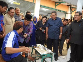 Presiden SBY Minta PSSI Gunakan Bola Produk Majalengka
