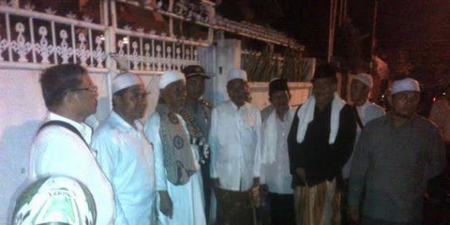 FPI Batalkan Acara Diskusi Tan Malaka