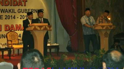 Debat Kandidat Pilgub Lampung, Alzier Membuat Suasana Jadi Cair