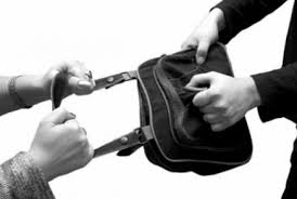 Jambret Ditangkap saat Berebut Tas dengan Korbannya