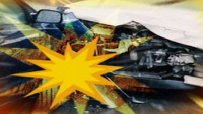 Mobil Abonemen Diseruduk Truk: Seorang Siswa Tewas, Dua Luka Berat