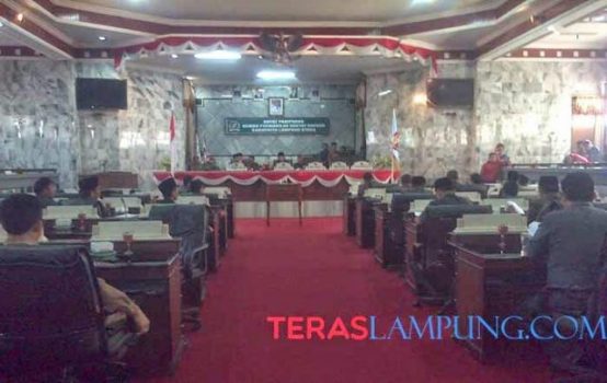 Tidak Kuorum, Sidang DPRD Lampura untuk Bahas APBD 2015 Batal Digelar