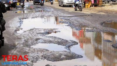Warga Lampung Tengah Keluhkan Infrastruktur Jalan Rusak