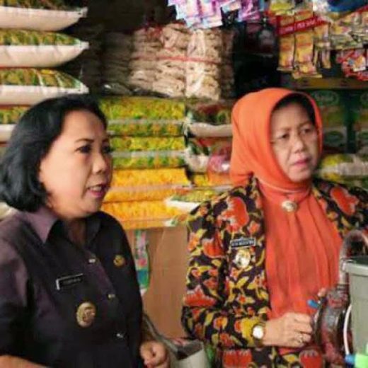 Tim Provinsi Lampung Sidak Beras Plastik di Pasar Tradisional