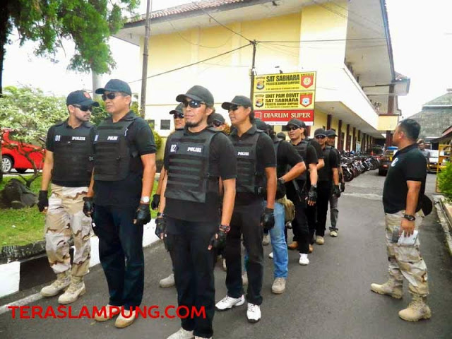 Komplotan Begal Bersenjata Api Satroni Rumah Kontrakan di Segalamider