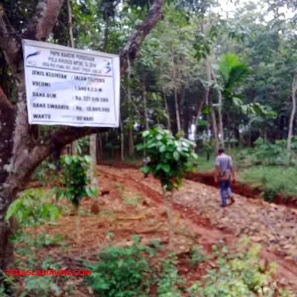 Proyek Jalan di Desa Pekurun Utara Dilanjutkan