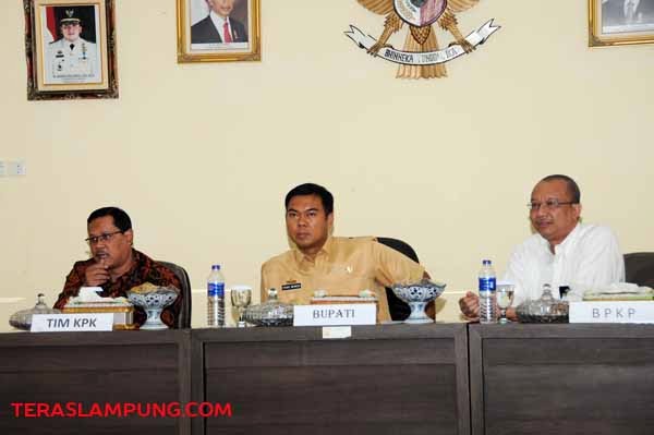 Bupati Rycko Menoza Larang SKPD Terima Proposal Permintaan Bantuan