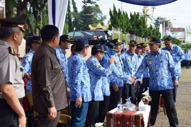 Sekdaprov Pimpin Upacara Hari Otonomi Daerah