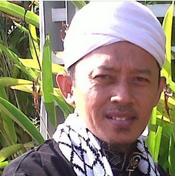 Tentang Shalat Tarawih Kilat dan Thuma’ninah (1)