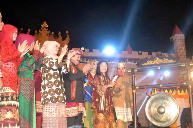Pembukaan Begawi Bandar Lampung dan Bandar Lampung Expo 2015