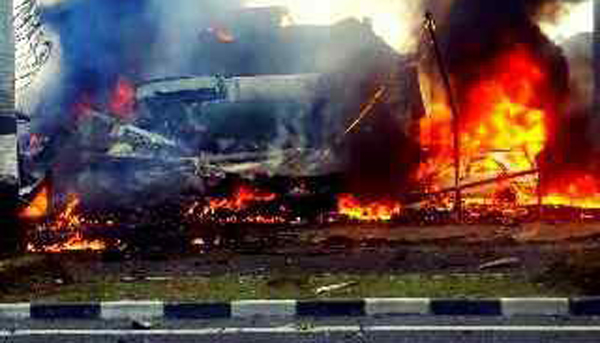 Musibah Hercules TNI AU: Bawa 50 Penumpang, Jatuh Menimpa Ruko, Tempat Sauna, dan Toyota Fortuner