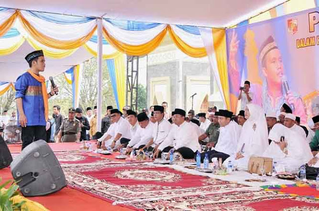 HUT Lampung Utara, Bupati dan Wakil Bupati Ikuti Pengajian di Islamic Center
