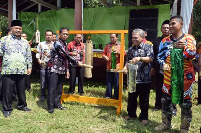 Bupati Khamami Ingatkan agar Gotong Royong Tidak Hanya Jadi Slogan